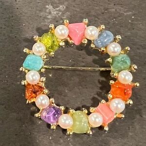 Vintage Swoboda gold-plated wreath brooch